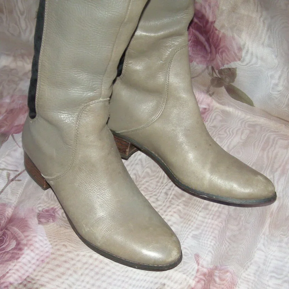 Vintage size 9 Charles David Taupe Leather Knee High Boots